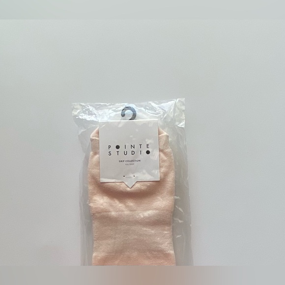 Pointe Studio Union Full-Foot Grip Socks, Pilates Barre & Yoga Socks, M/L 8-10 - Picture 8 of 10